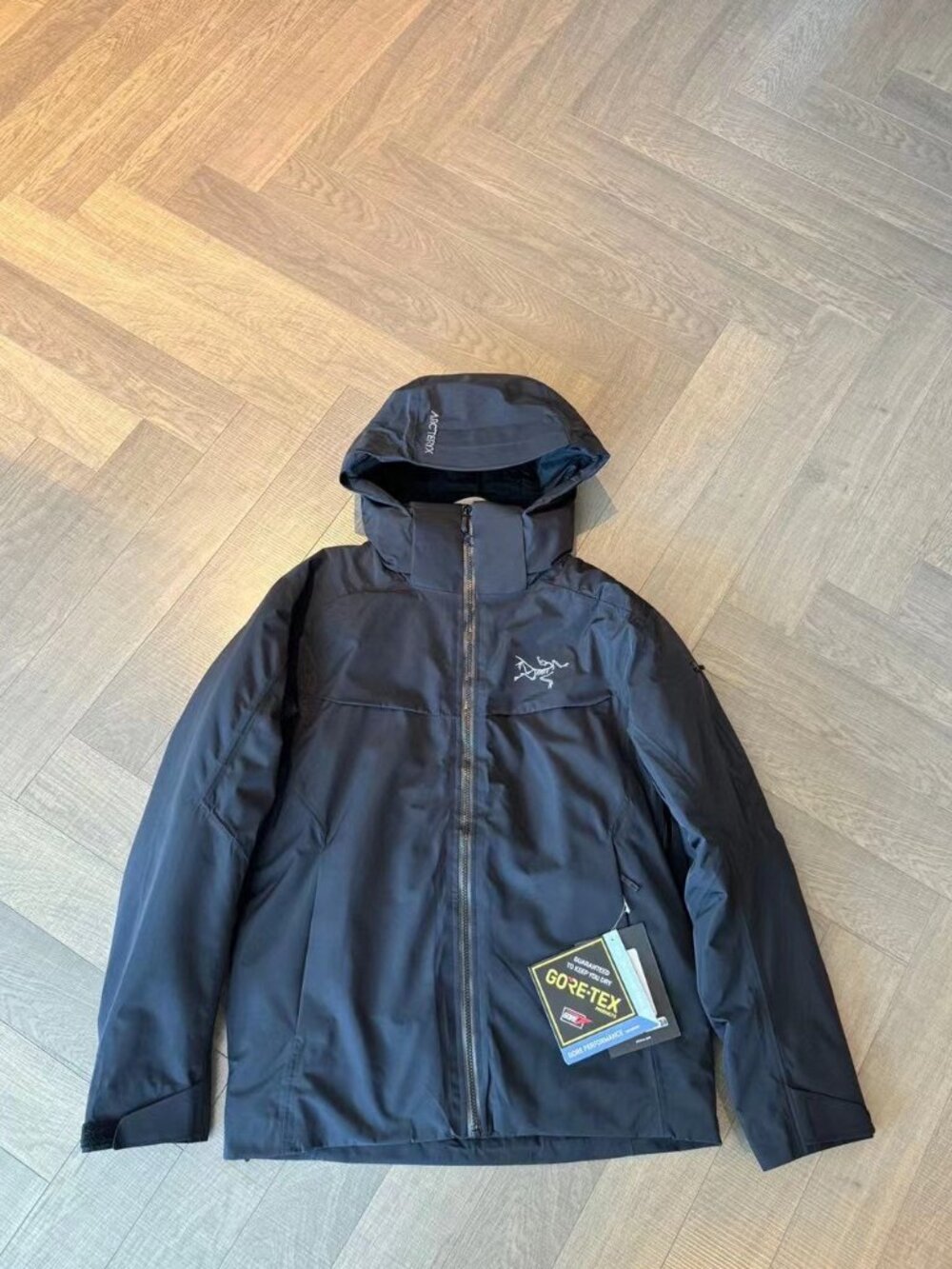 Arc'teryx Men's Down Jacket (Size XL)